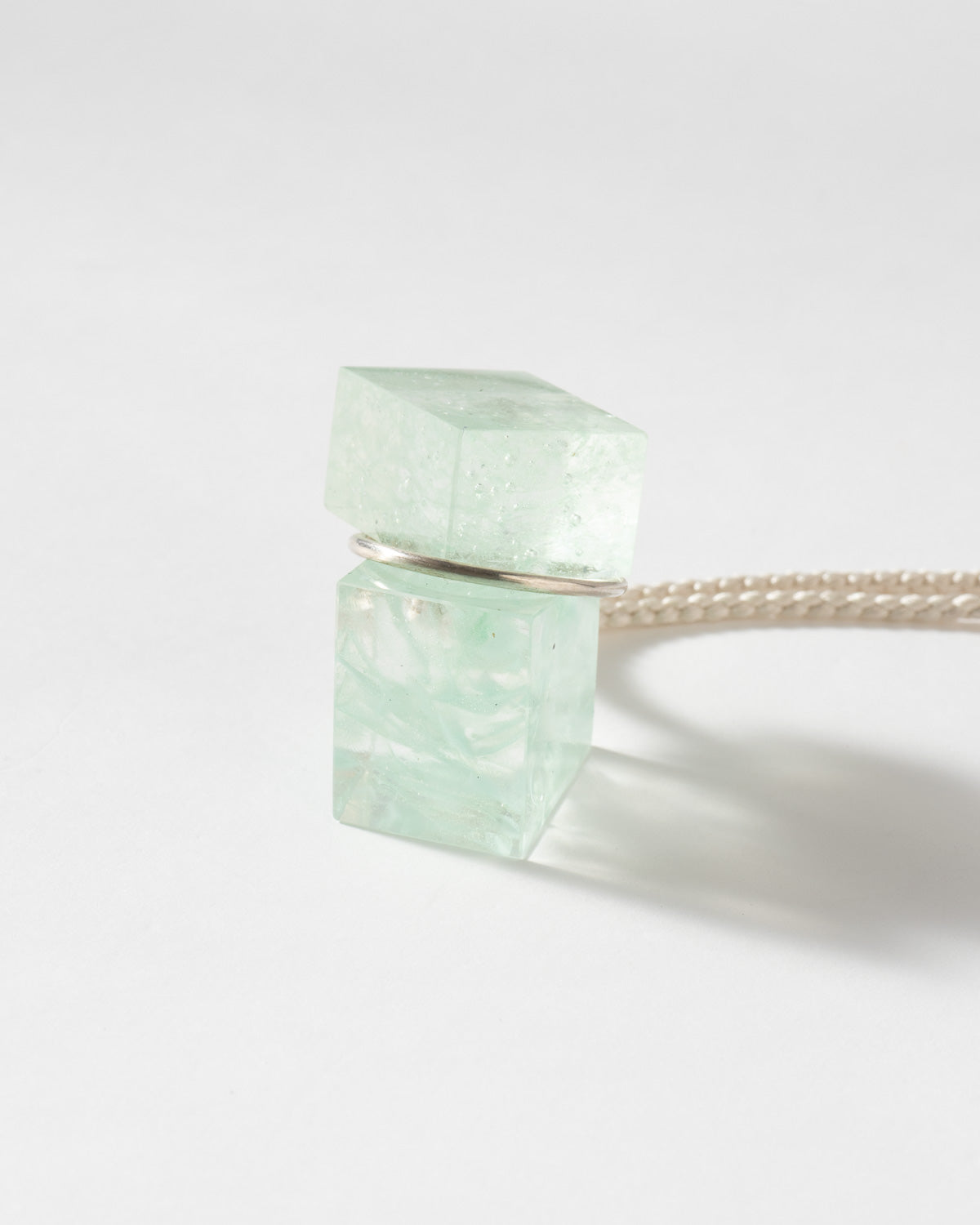 CAIRN SILK ペンダント