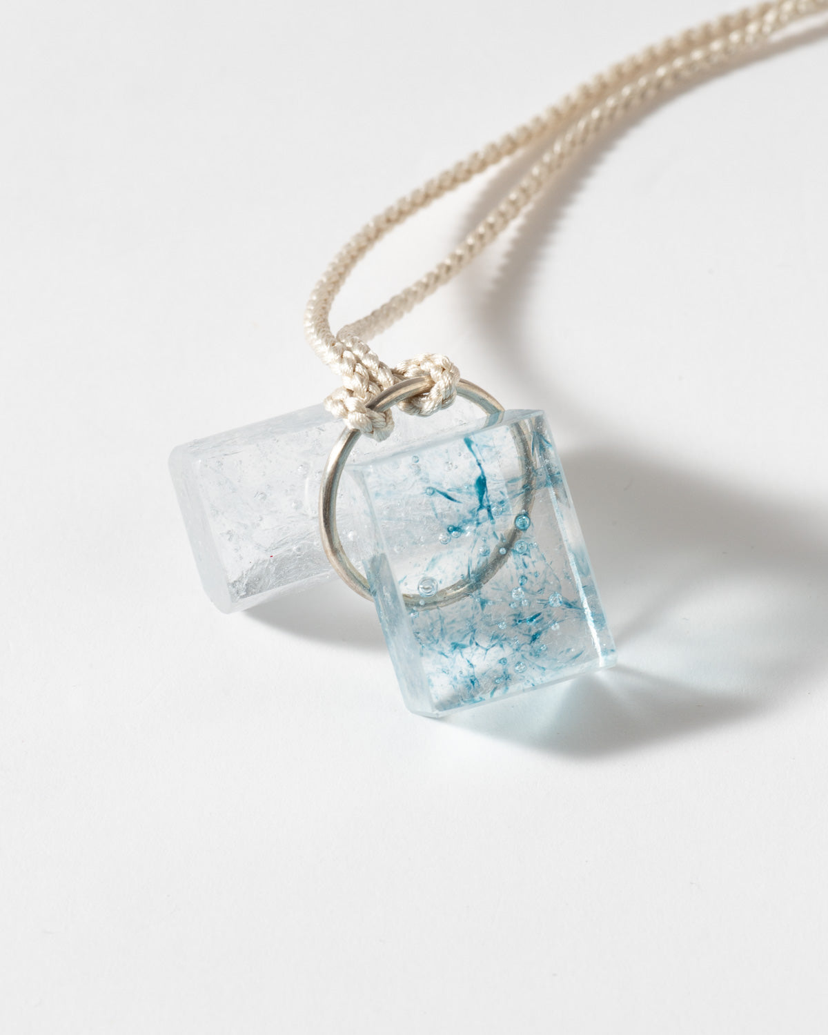 CAIRN SILK ペンダント