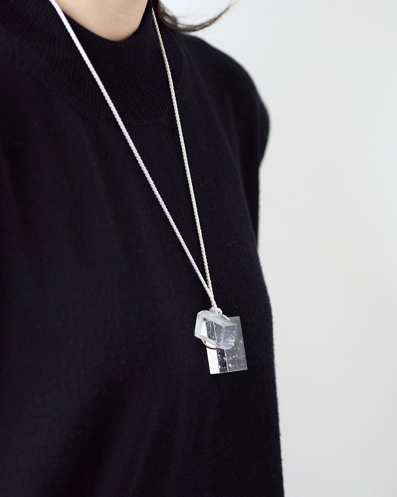 CAIRN SILK Pendant