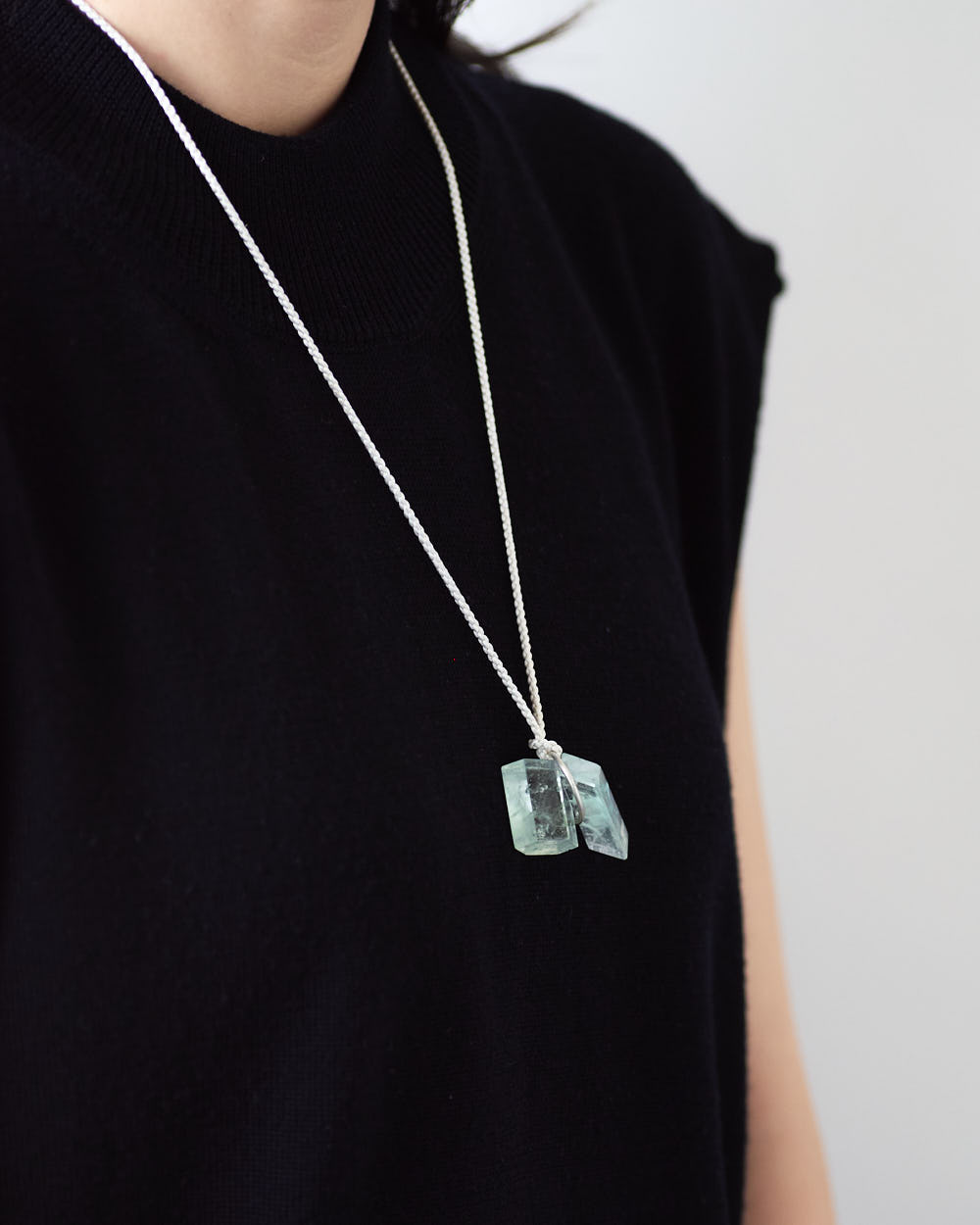 gleichenia_shop_cairn_silk_pendant_n22-3