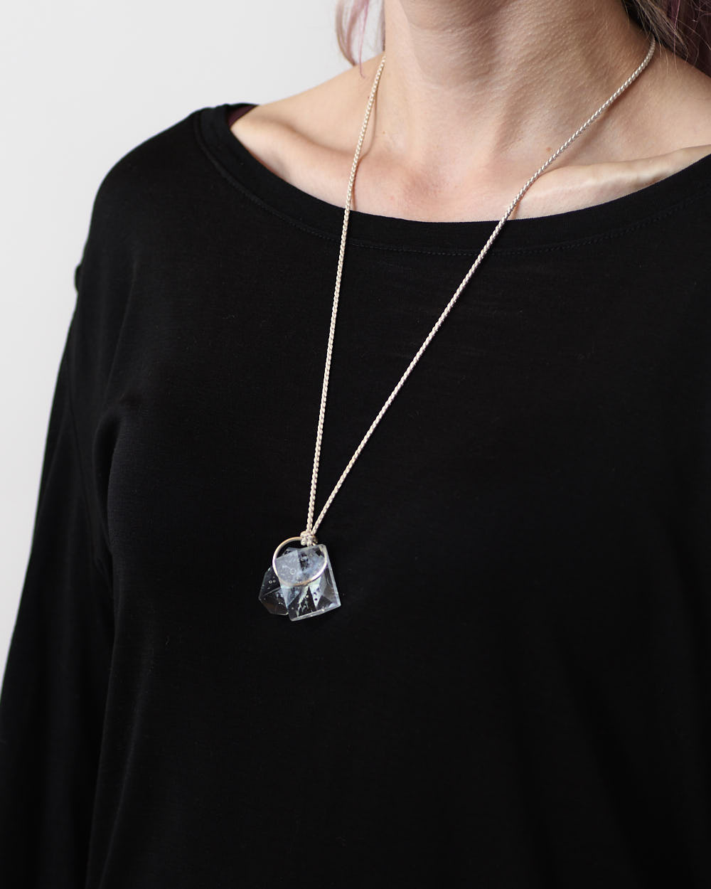 gleichenia_shop_cairn_silk_pendant_n38-4